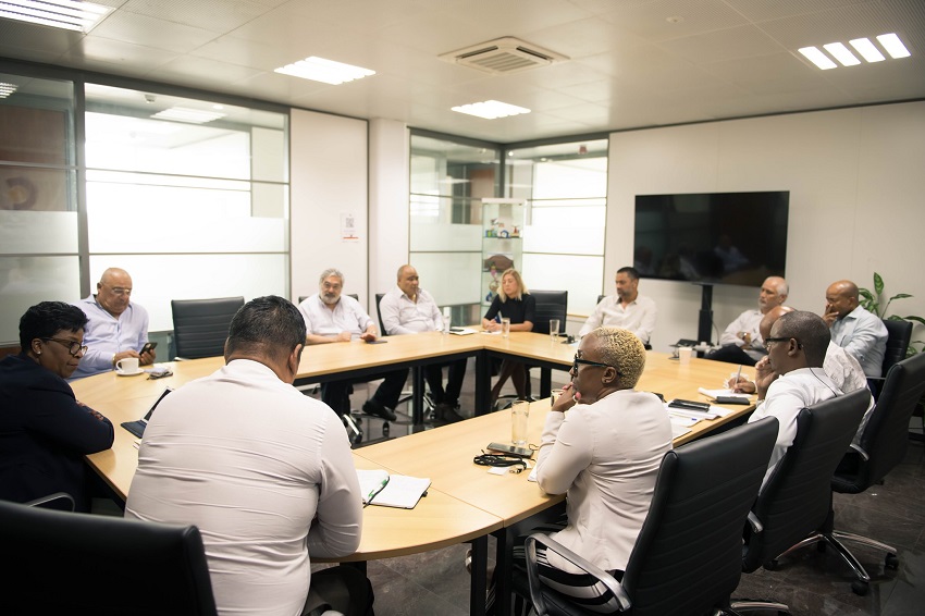 Minister Larmonie-Cecilia: 