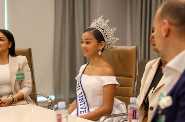 Council of Ministers Welcomes Curaçao’s Miss Mini Universo 2026