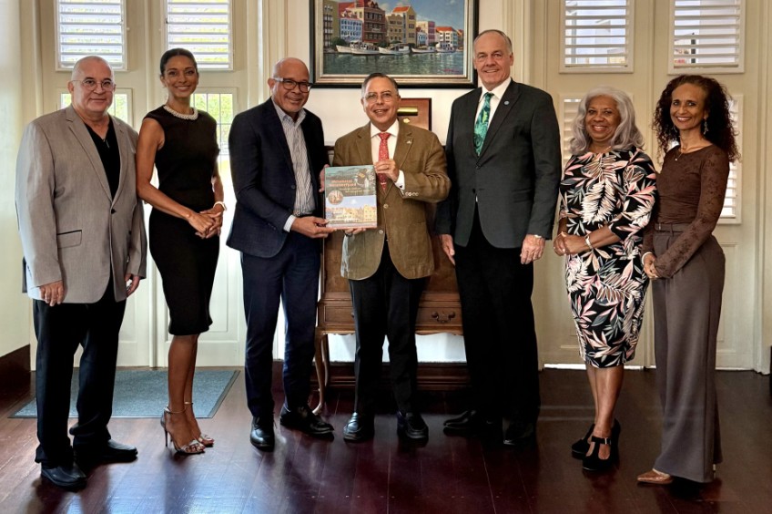 Monumentenfonds Discusses Ongoing Projects with Curaçao Governor