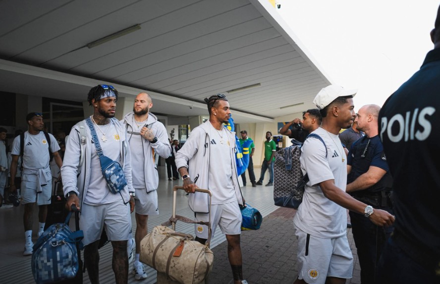 Thousands Welcome Curaçao National Team Home Ahead of Historic World Cup Campaign