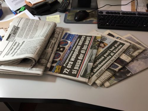 Newspapers protest against Central Bank