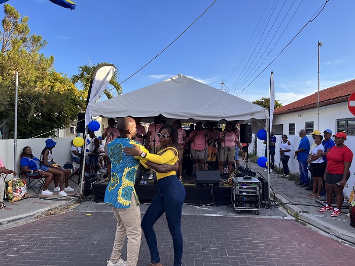 Orco Bank contributes to Flag Flag Day celebrations by Fundashon Bisiñanan Kontentu den Bònt