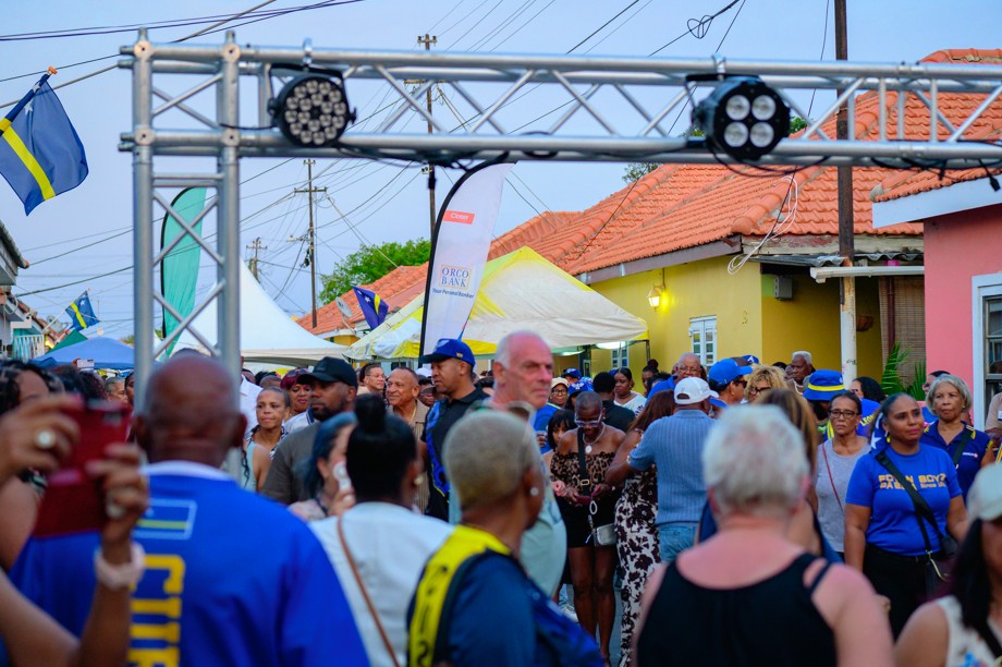 Orco Bank Supported the 29th Dia di Bandera Celebration in Bònt
