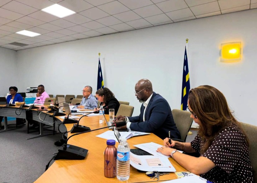 Curaçao Parliament's Finance Committee Meets Cft to Review Country's Financial Situation