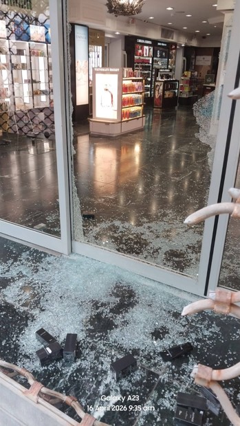 Masked Group Steals $25,000 in Perfume During Nighttime Break-In at Penha