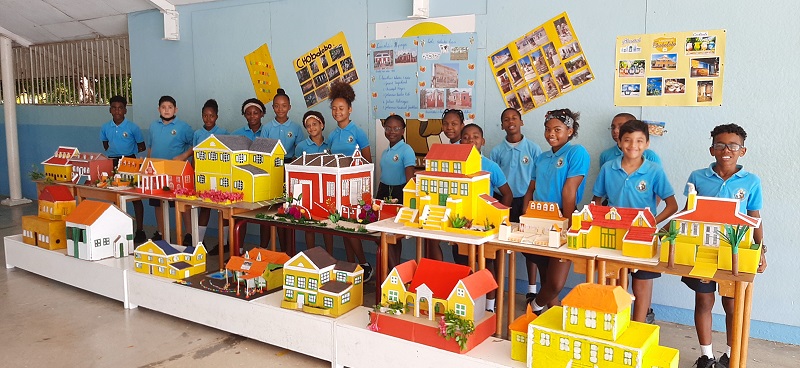 Students Sint Antonius recreate models historic land houses and become storytellers of their past and present