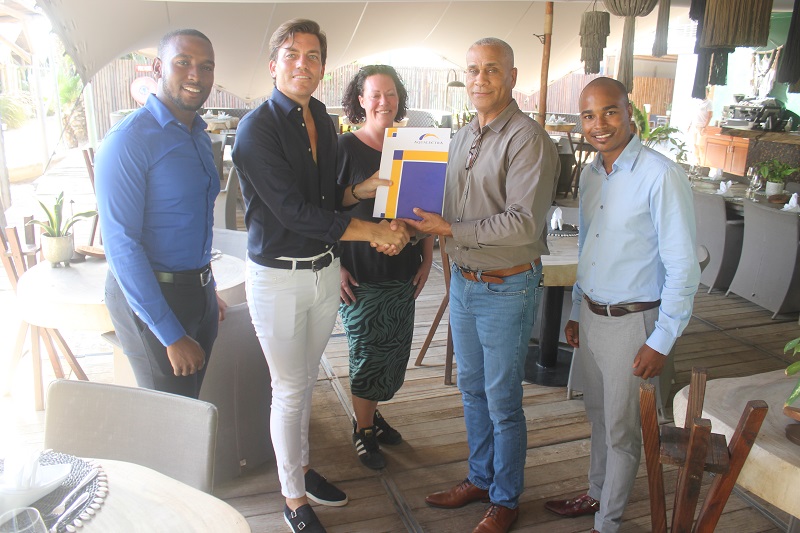 Aqualectra starts production and distribution of second grade water at Bapor Kibrá and the public beach at Mari Pampoen