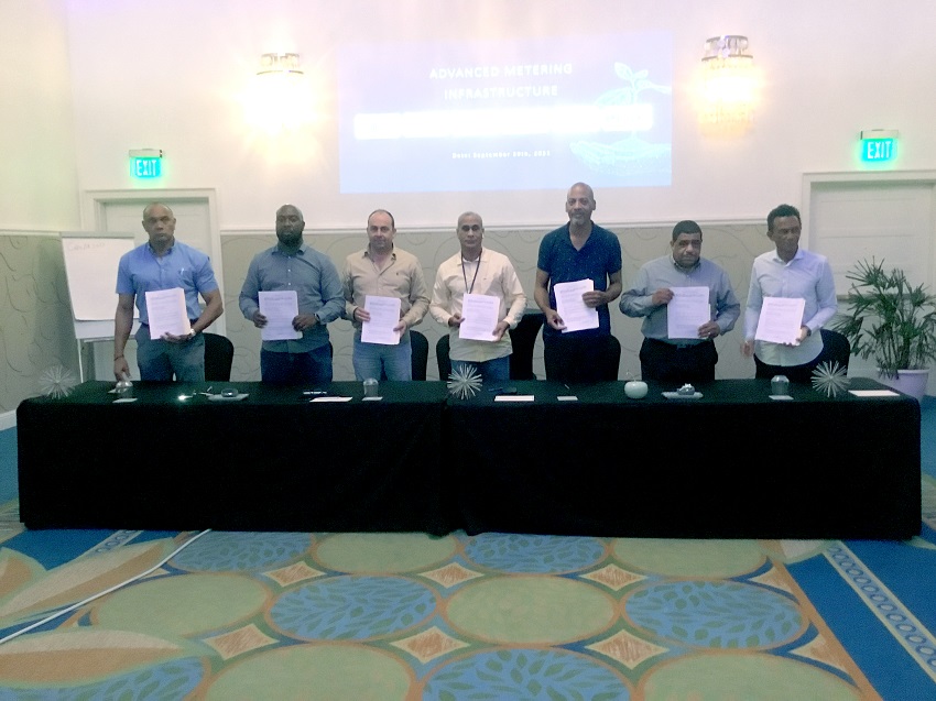 Aqualectra signs agreement with six local contractors to create smart distribution network