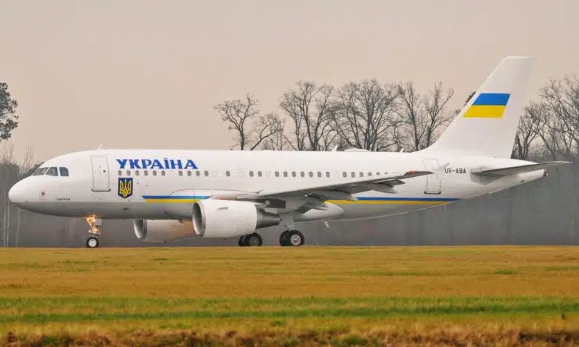 Ukrainian President Zelensky makes brief stopover in Curaçao