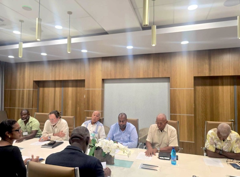 Prime Minister Meets Agricultural Cooperatives Over Livestock Theft and Animal Abuse