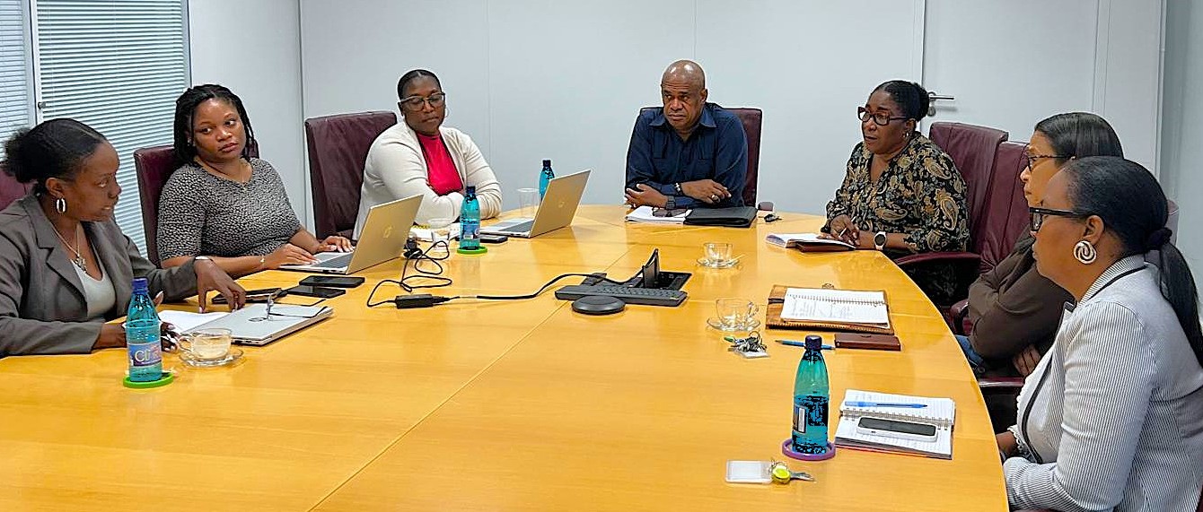 Sint Maarten Delegation Visits Curaçao to Strengthen Public Health Oversight
