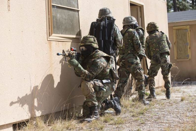 Red berets form rapid deployment ranger unit