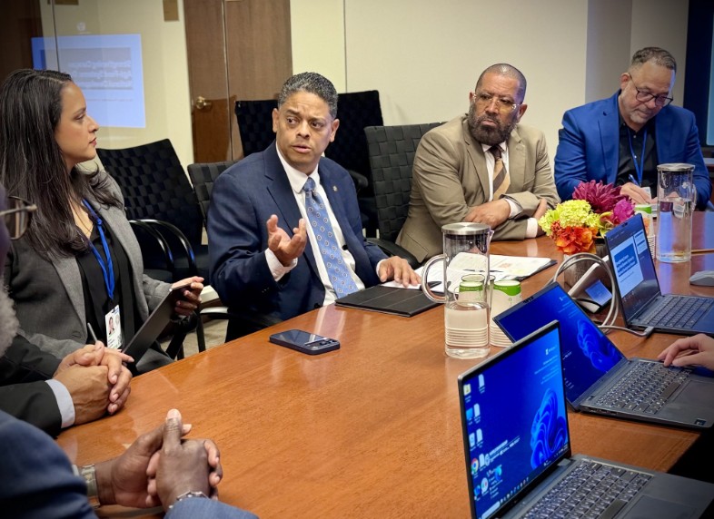 Curaçao Delegation Led by Prime Minister Pisas Visits World Bank in Washington