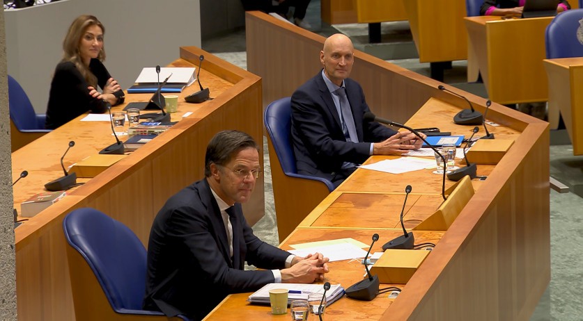 Dutch PM has been deleting text messages daily for years: report