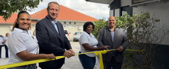 Minister Boekhoudt Attends Opening of Salú pa Tur’s New Facility in Emmastad