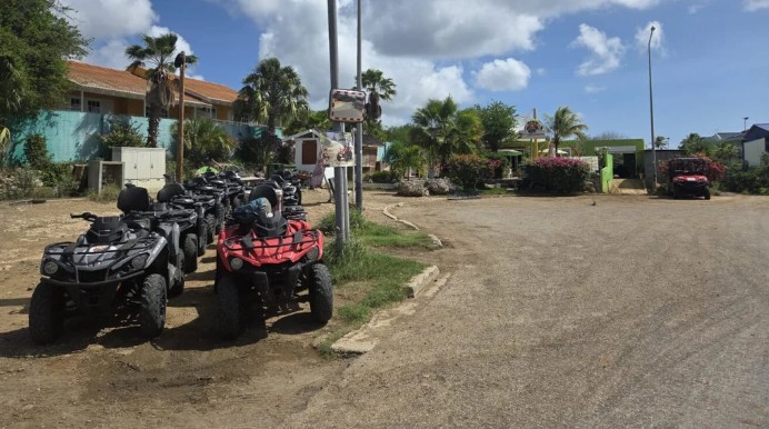 Uncertainty Grows for Long-Running Businesses as Development Pressures Mount in Curaçao