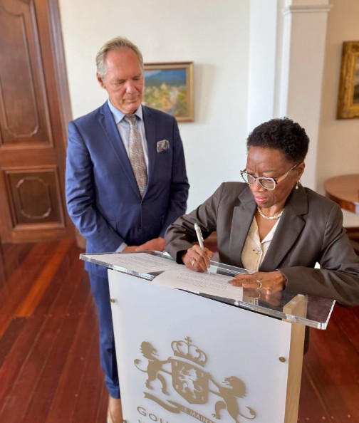 M.W. Zandbergen Sworn In as Member of Joint Court of Justice