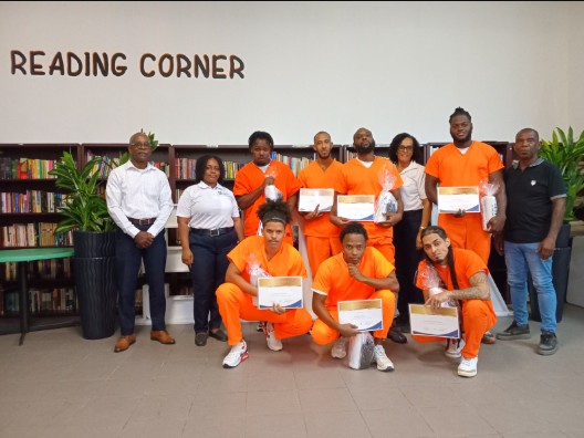 Seven SDKK Inmates Complete Professional Tile-Laying Course