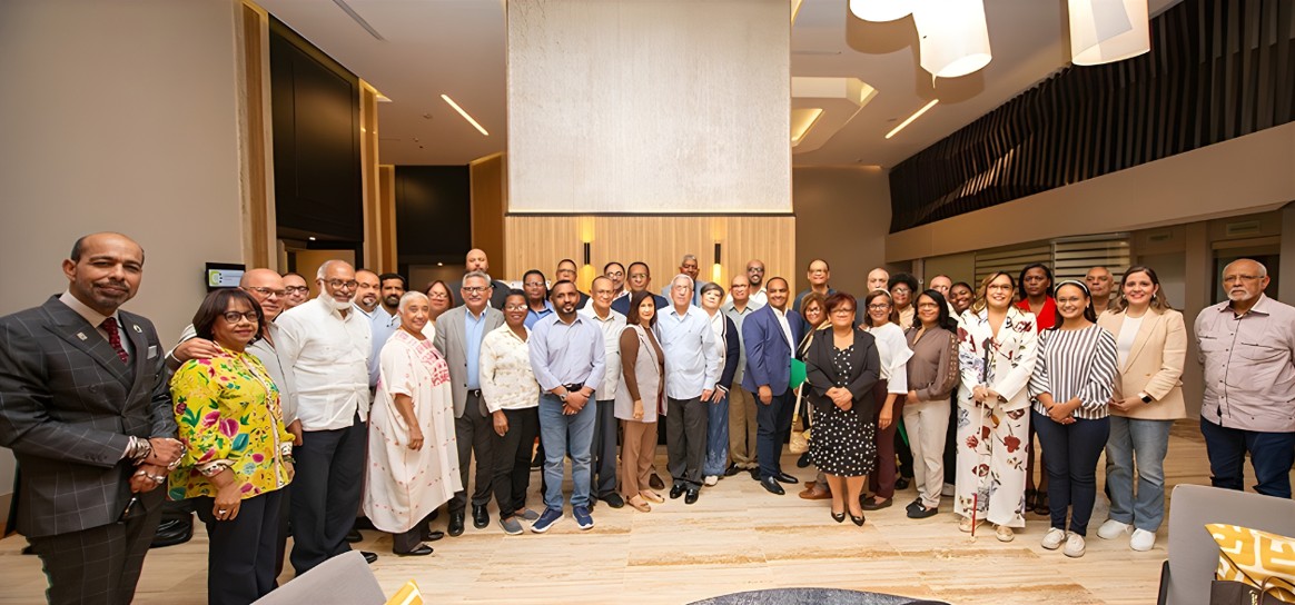 SER Curaçao takes part in Santo Domingo debate on social dialogue