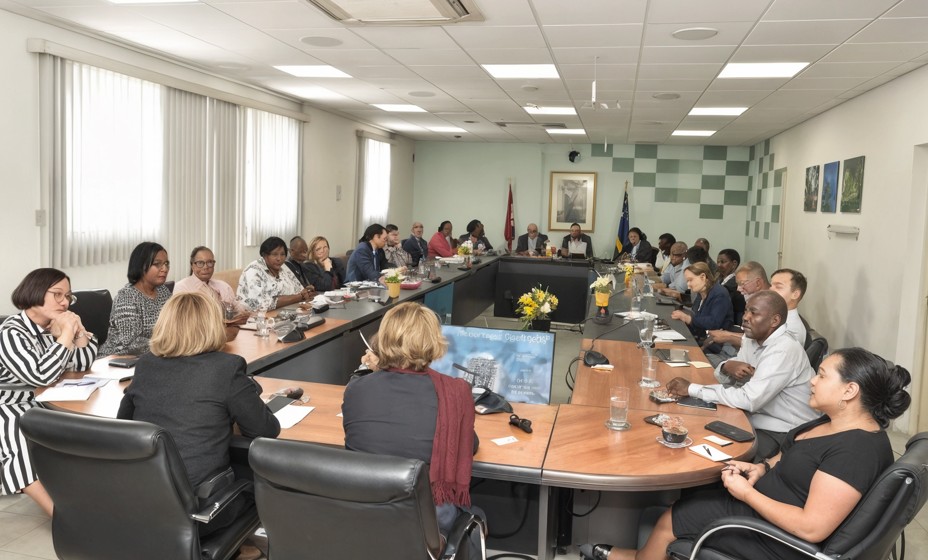 Curaçao’s Challenges Well Known, But Execution Remains the Weak Link, SER Roundtable Finds