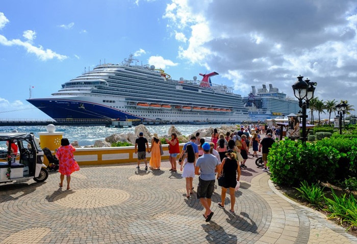 Curaçao strengthens maritime diplomacy at major international cruise summit in Miami