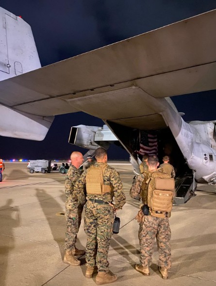 SOUTHCOM Mobilizes Curaçao Base to Support Earthquake Relief Operations in Venezuela