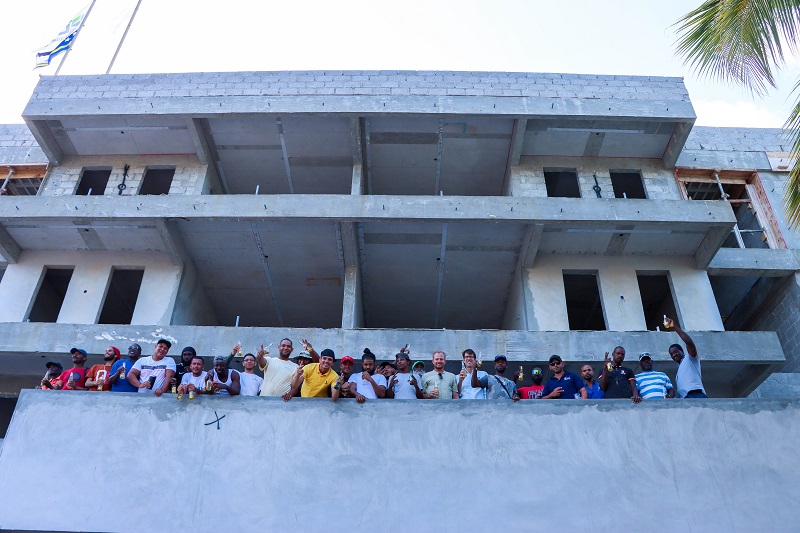 Dolphin Suites & Wellness celebrates highest point phase 2