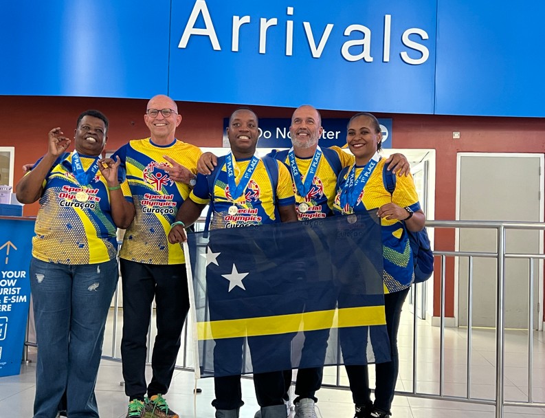 Curaçao Unified Bowling Team Wins Double Gold at Special Olympics Tournament in the U.S.