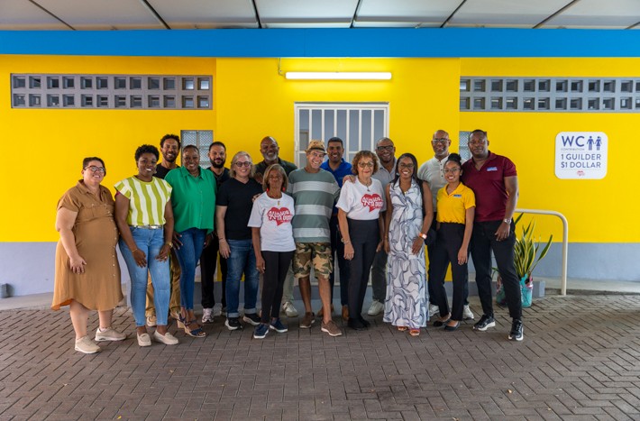 Public Restroom Under Otrobanda Viaduct Reopens to Community and Tourists