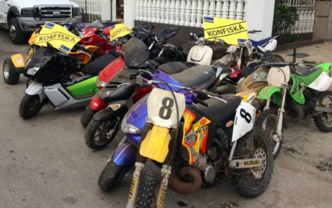 Motorcycles’ VIN number must correspond to the license plate