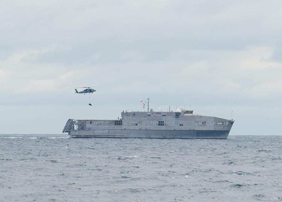 USNS Burlington Visits Aruba for Rest and Recuperation