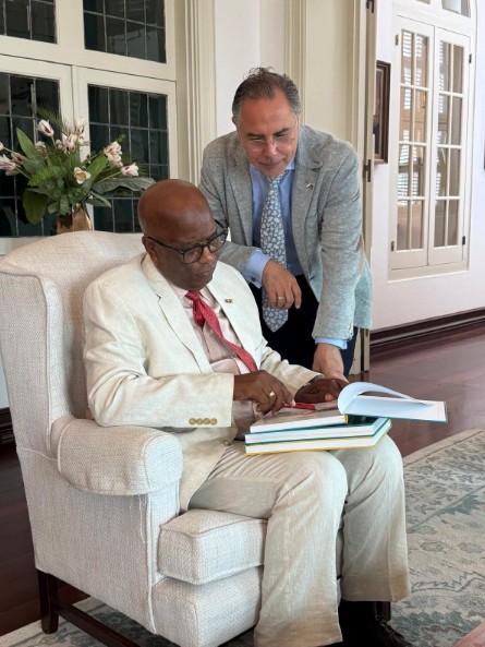 Governor Receives Prof. Valdemar Marcha for Discussion on Curaçao's Football History and Cultural Heritage