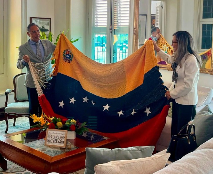 Governor Receives Venezuelan Consul General Following Restoration of Diplomatic Relations