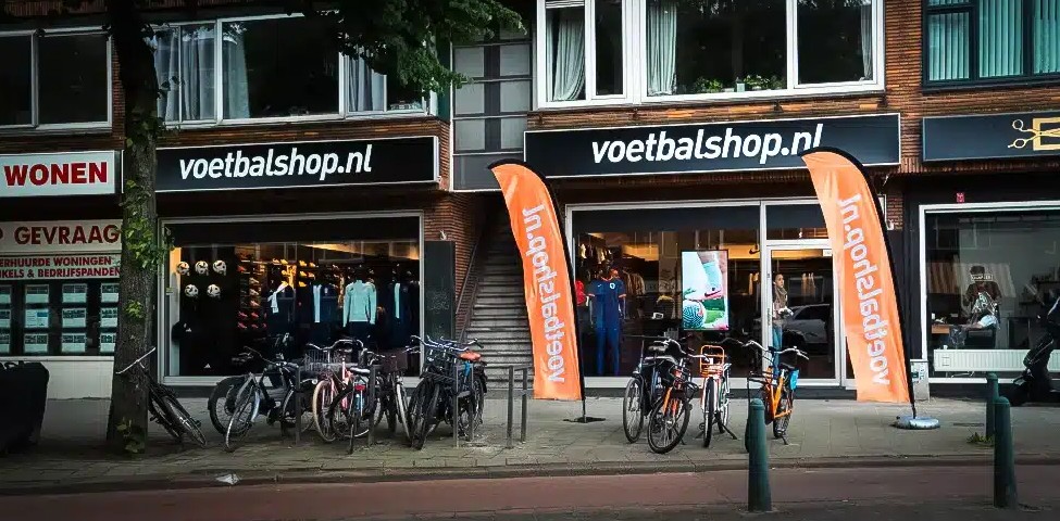 Curaçao Opens First Official Fanshop in Rotterdam Ahead of World Cup Debut