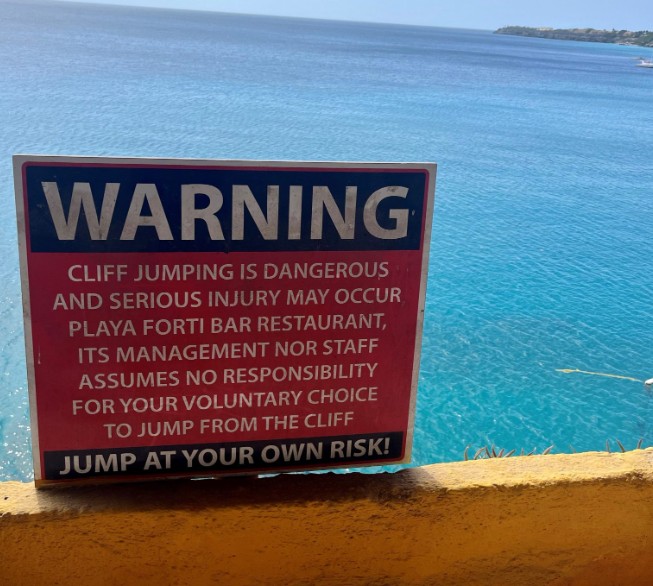 Playa Forti Cliff Jumps Linked to Dozens of Spinal Fractures