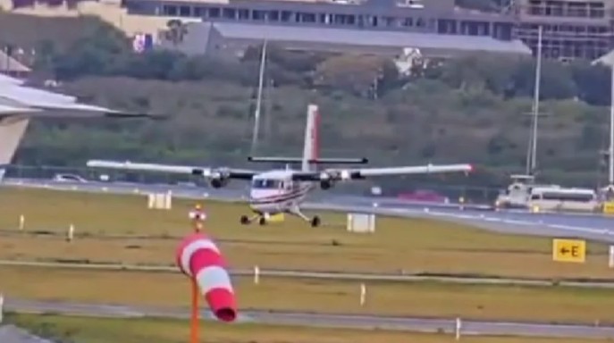 Winair Aircraft Forced Off Runway by Sudden Wind Gust During Landing in St. Maarten