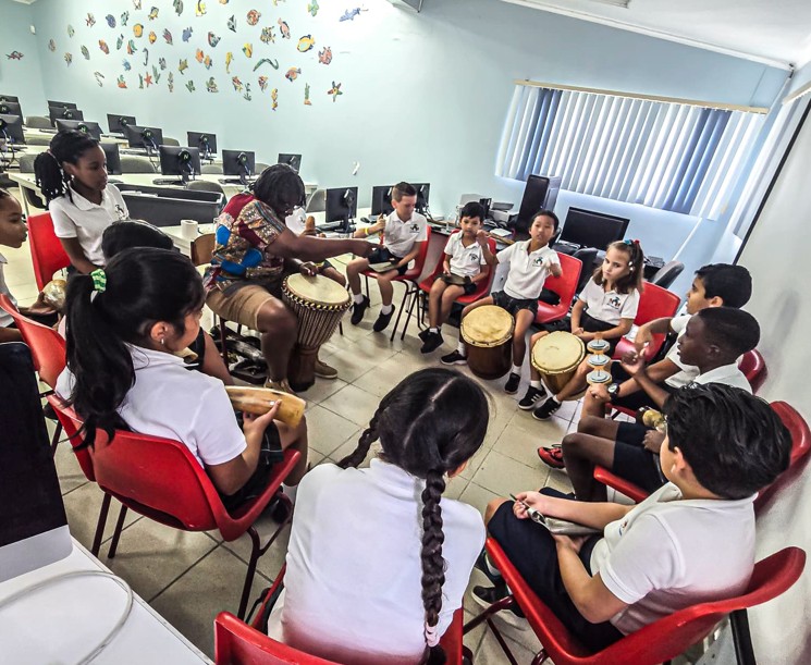 Wintertuin Curaçao Launches “Rais Rítmiko” Music Project with Römerschool