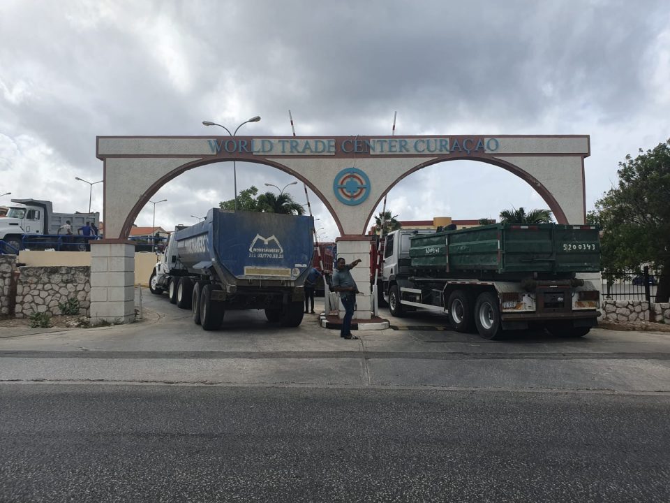 Third congress for communication professionals in the Kingdom and Suriname