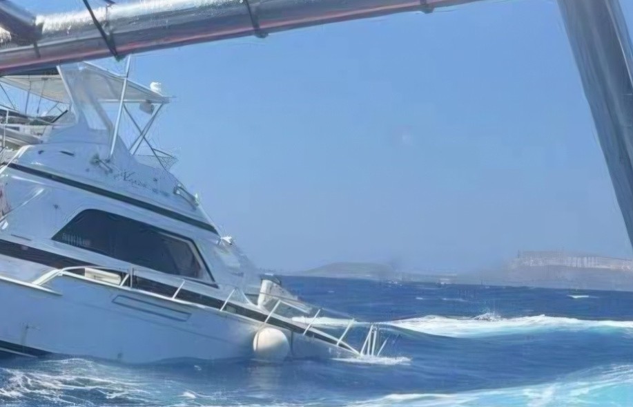 Yacht Sinks Near Oostpunt During Trip to Klein Curaçao, All 19 Rescued
